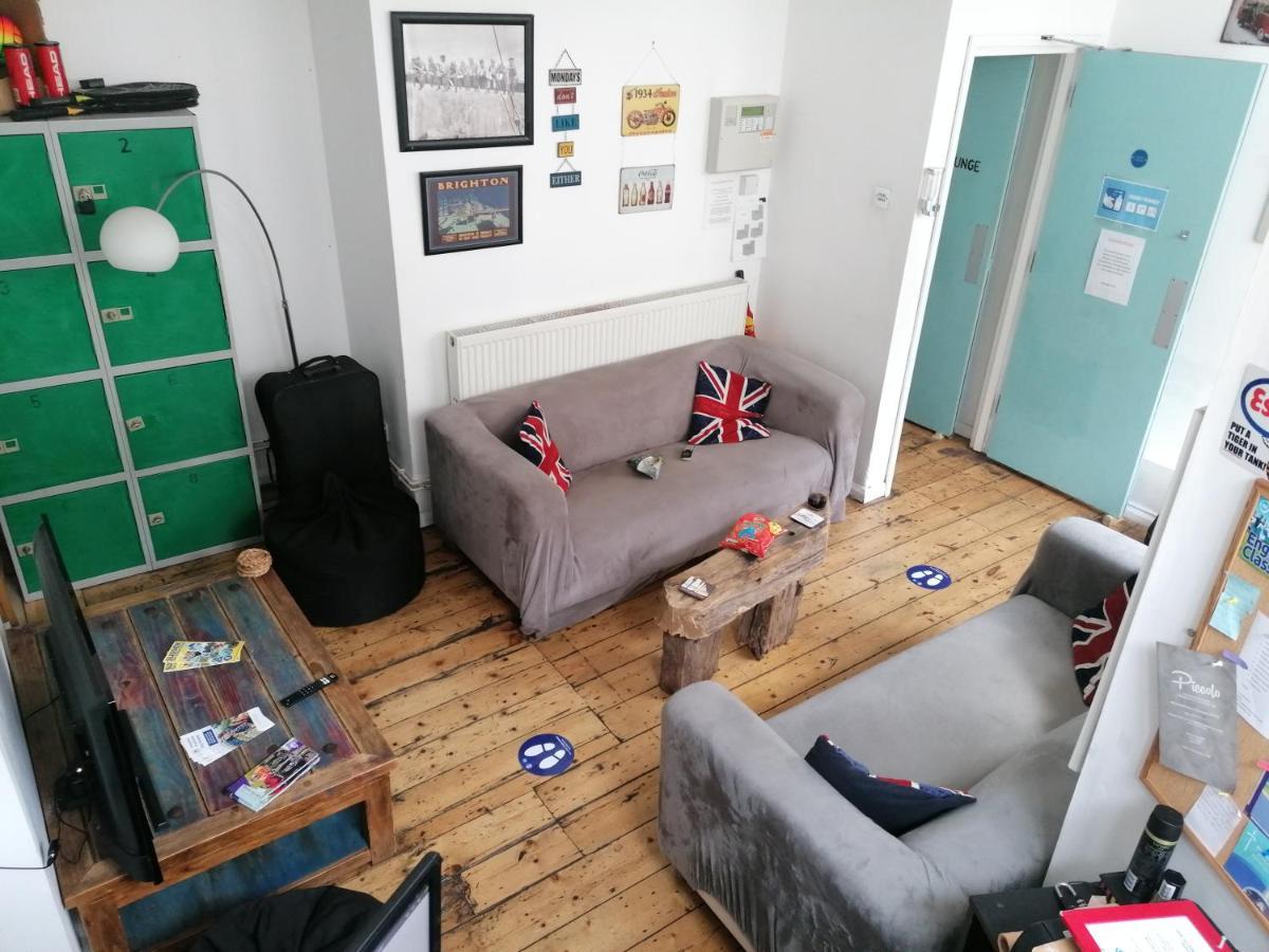 Seadragon Backpackers Hostel Brighton Екстериор снимка