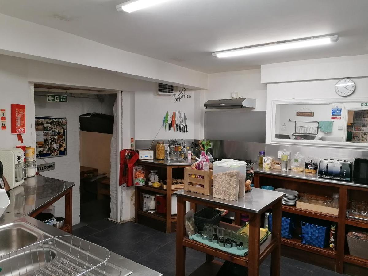 Seadragon Backpackers Hostel Brighton Екстериор снимка